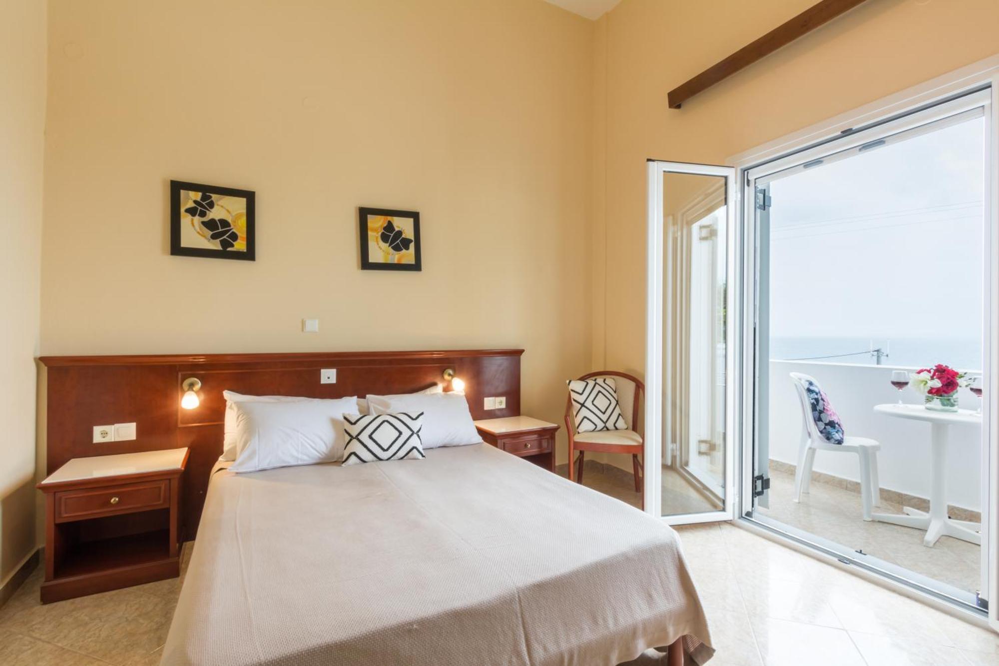 Aparthotel Corfu Aquamarine Notos Zimmer foto